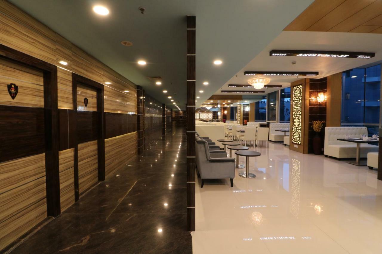 Aristocrat Hotel Kalkutta Kültér fotó